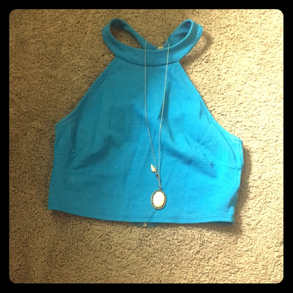 Crop topXS with necklace